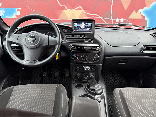 Chevrolet Niva LE, 2019 года, пробег 105200 км