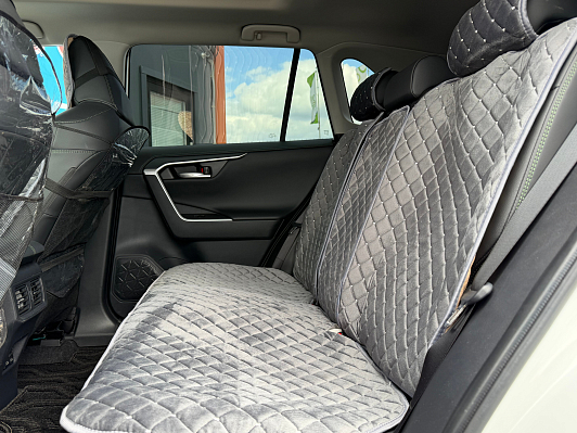 Toyota RAV4 Adventure Plus, 2025 года, пробег 726 км