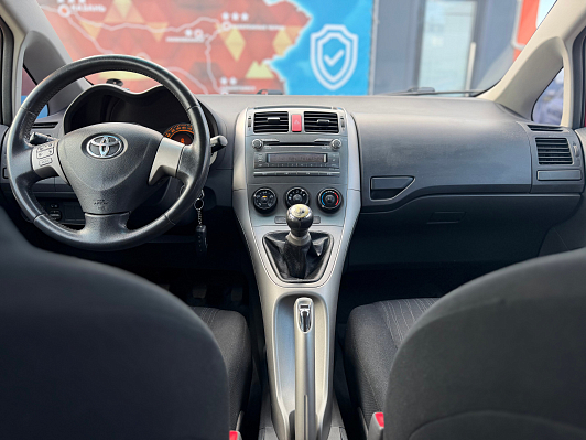 Toyota Auris, 2008 года, пробег 167152 км