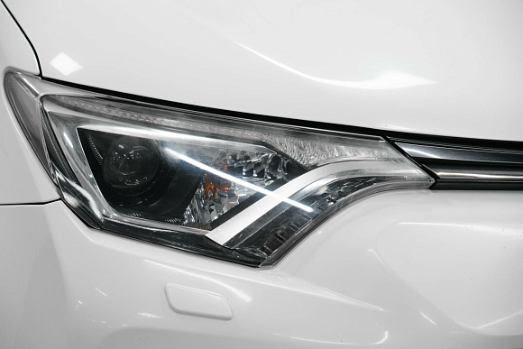 Toyota RAV4, 2015 года, пробег 227000 км