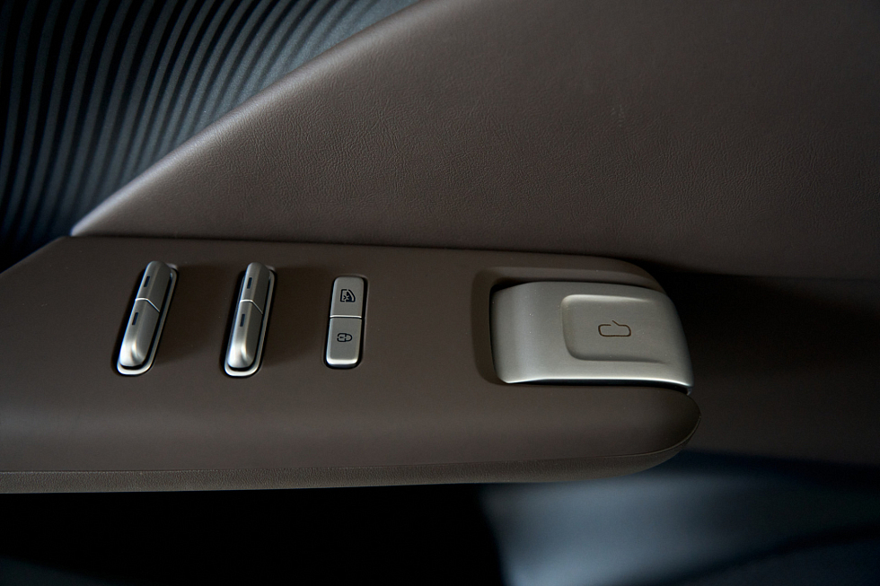 Changan UNI-S Люкс, бежевый