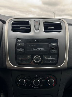 Renault Logan Drive, 2021 года, пробег 116797 км