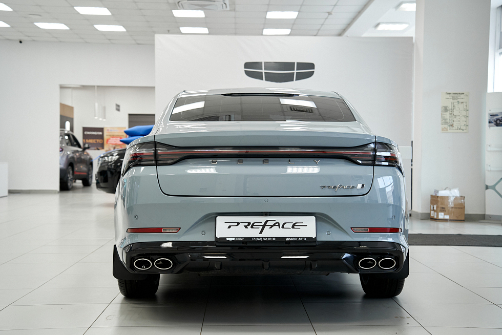 Geely Preface Flagship, серебряный