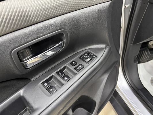 Mitsubishi Outlander Intense+, 2018 года, пробег 139803 км