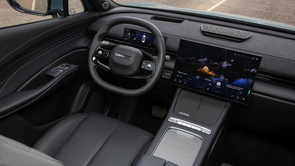 Omoda C7 Active, серебряный