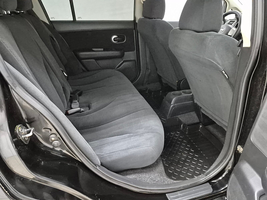 Nissan Tiida, 2010 года, пробег 226257 км