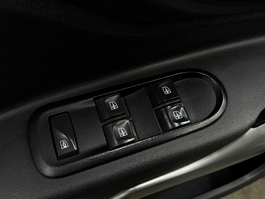 Lada (ВАЗ) XRAY Luxe Prestige (2018-2021), 2017 года, пробег 78032 км