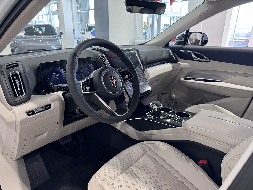 Hongqi HS3 Делюкс (Deluxe), белый