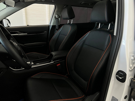 Kia Seltos Deluxe Edition, 2023 года, пробег 27000 км