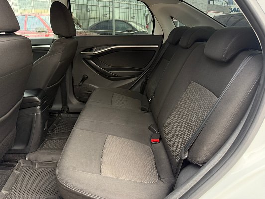 Lada (ВАЗ) Vesta Comfort, 2017 года, пробег 119000 км