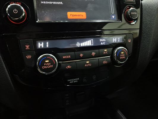 Nissan X-Trail LE Top, 2016 года, пробег 77218 км