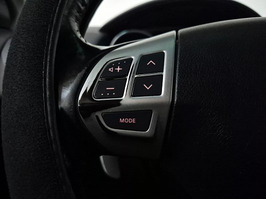 Mitsubishi Outlander Intense, 2010 года, пробег 346656 км