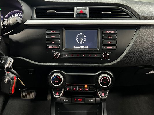 Kia Rio Luxe, 2019 года, пробег 143600 км