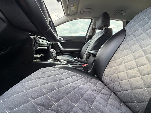 Kia Ceed Luxe, 2019 года, пробег 170000 км