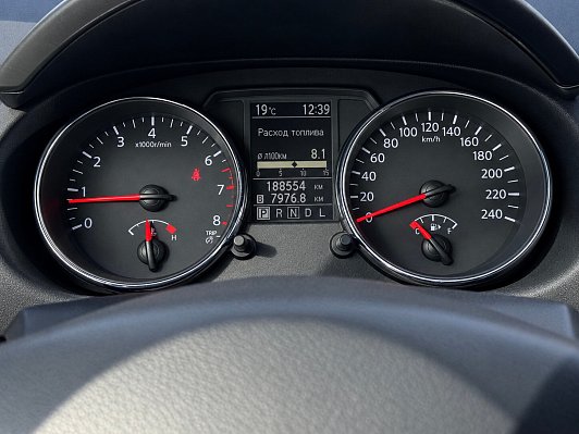 Nissan Qashqai SE, 2012 года, пробег 190000 км