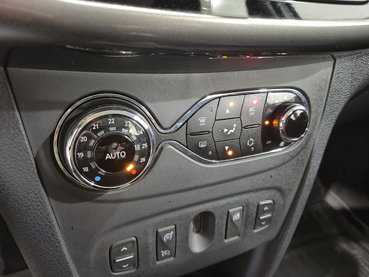 Renault Sandero Privilege, 2015 года, пробег 84146 км