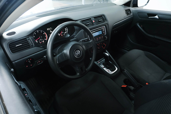 Volkswagen Jetta Conceptline, 2014 года, пробег 218000 км