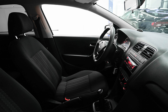 Volkswagen Polo Trendline, 2018 года, пробег 136000 км