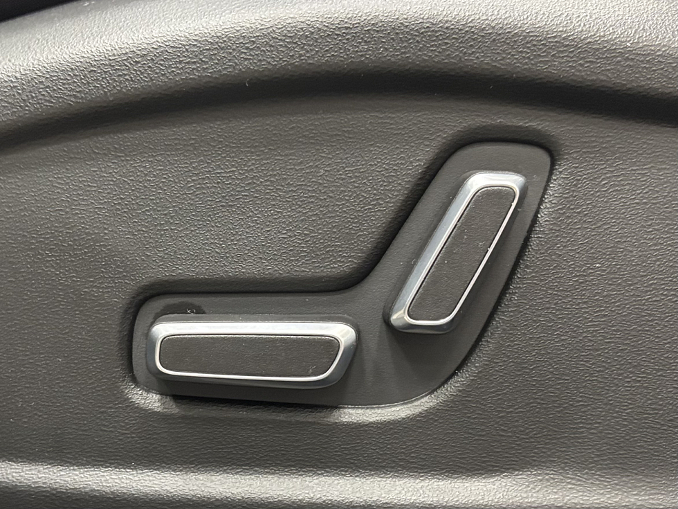 Geely Atlas Люкс, белый