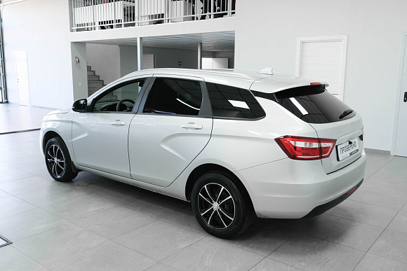 Lada (ВАЗ) Vesta Comfort, 2020 года, пробег 99000 км