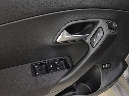 Volkswagen Polo SELECT, 2018 года, пробег 100374 км