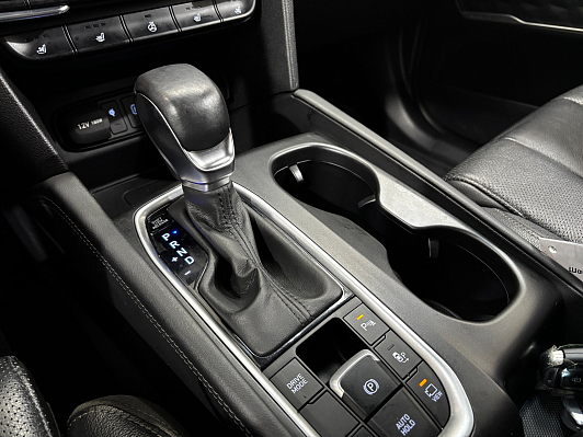 Hyundai Santa Fe High-Tech, 2019 года, пробег 118804 км