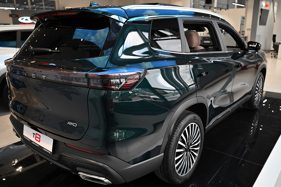 TENET T8 Ультра 4WD, зеленый