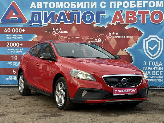 Volvo V40 Cross Country, 2016 года, пробег 100000 км
