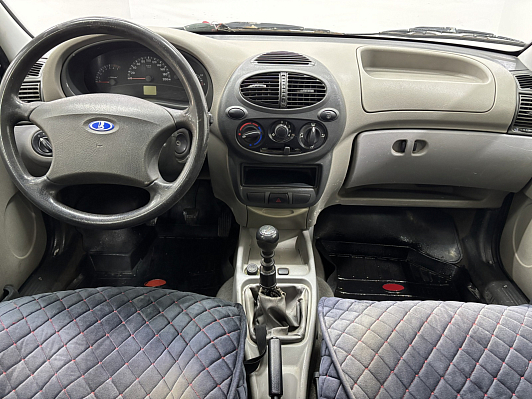 Lada (ВАЗ) Kalina, 2011 года, пробег 226430 км