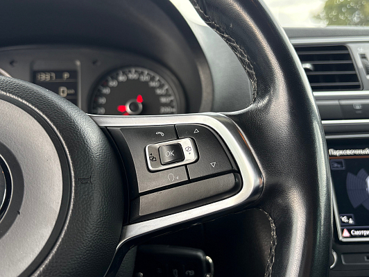 Volkswagen Polo SELECT, 2019 года, пробег 119827 км
