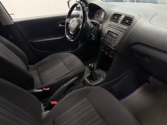 Volkswagen Polo Allstar, 2017 года, пробег 122000 км