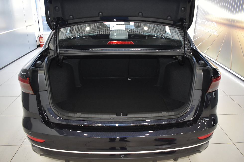 Geely Emgrand Comfort, синий