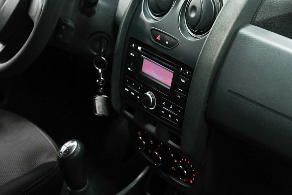 Renault Duster Access, 2016 года, пробег 204051 км