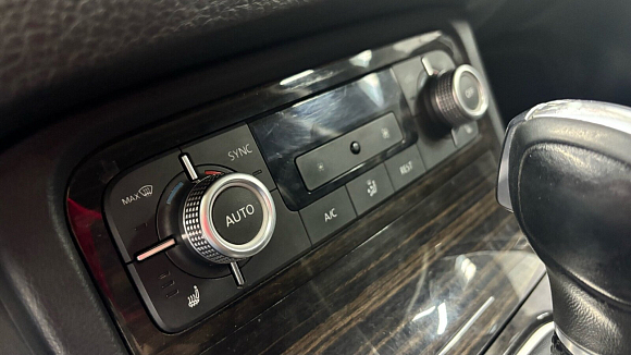 Volkswagen Touareg Business, 2014 года, пробег 192000 км