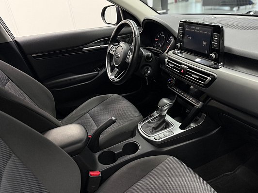 Kia Seltos Luxe, 2021 года, пробег 93801 км