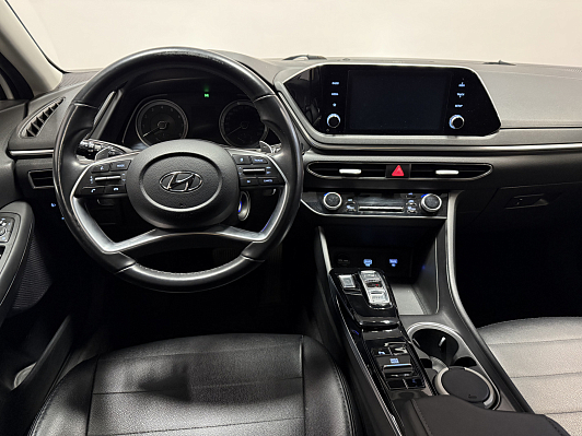 Hyundai Sonata Classic, 2021 года, пробег 42000 км