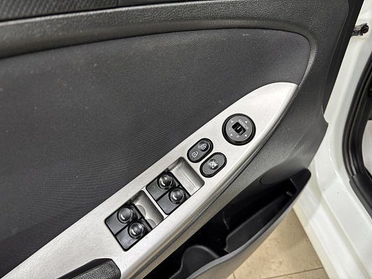 Hyundai Solaris Comfort, 2015 года, пробег 144818 км