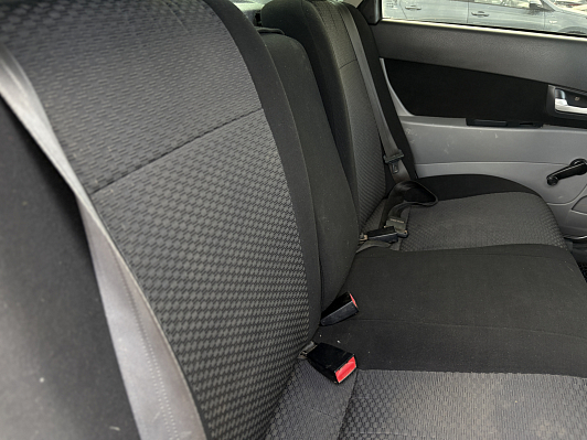 Lada (ВАЗ) Priora Люкс, 2011 года, пробег 199591 км