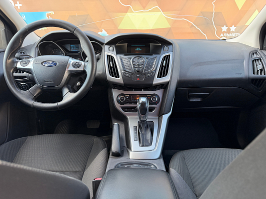 Ford Focus SYNC Edition, 2014 года, пробег 208350 км