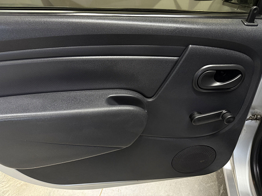 Lada (ВАЗ) Largus Luxe (7 мест), 2020 года, пробег 194906 км