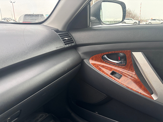 Toyota Camry Комфорт, 2008 года, пробег 267000 км