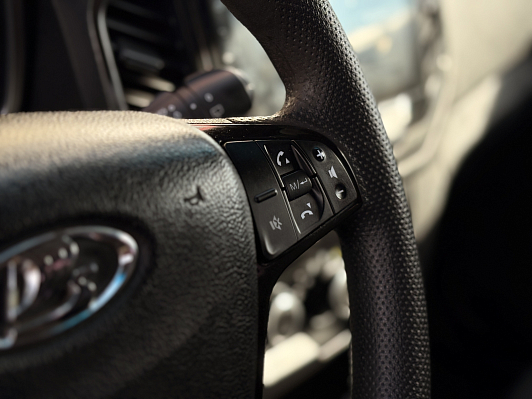 Lada (ВАЗ) XRAY Optima Air conditioner (2018), 2017 года, пробег 128280 км