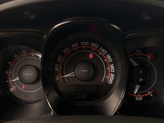 Lada (ВАЗ) Vesta Comfort, 2018 года, пробег 95000 км