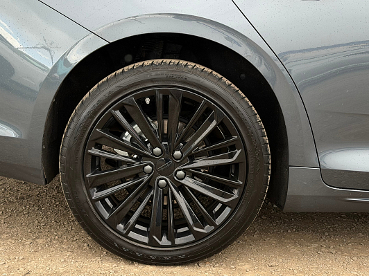 Geely Preface Флагман, 2024 года, пробег 17981 км