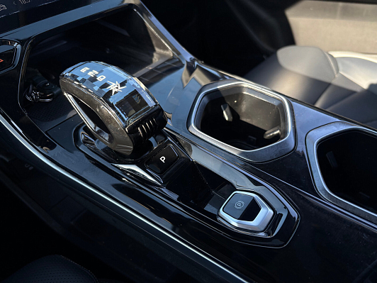 Geely Atlas Flagship Sport, 2023 года, пробег 48471 км