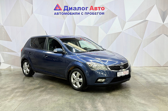 Kia Ceed, 2011 года, пробег 223305 км