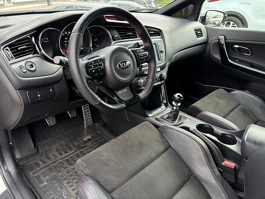 Kia Ceed GT GT, 2017 года, пробег 220113 км