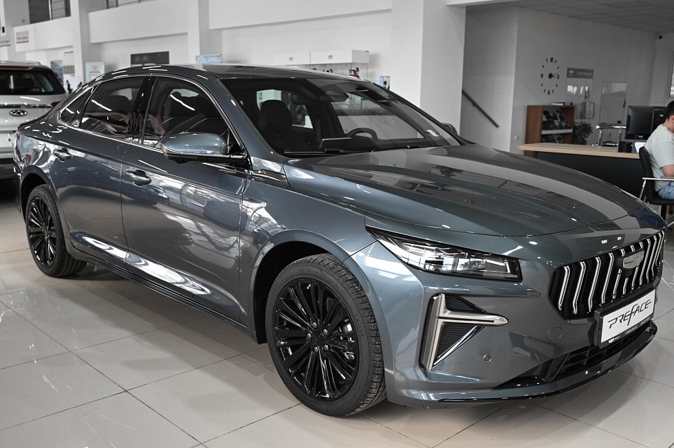 Geely Preface Люкс, серый