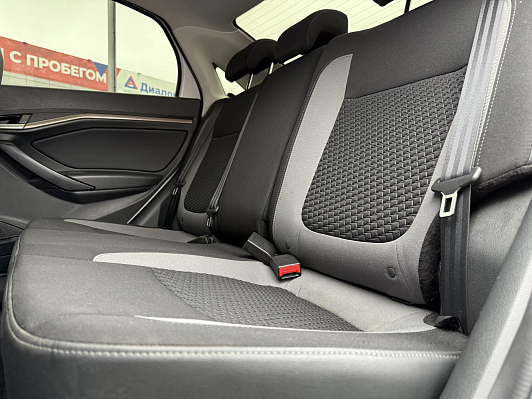 Lada (ВАЗ) Vesta Luxe Multimedia (2018-2019), 2017 года, пробег 96650 км