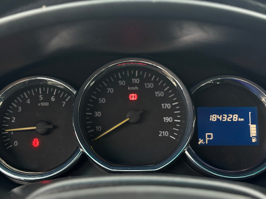 Renault Logan Privilege, 2018 года, пробег 184328 км